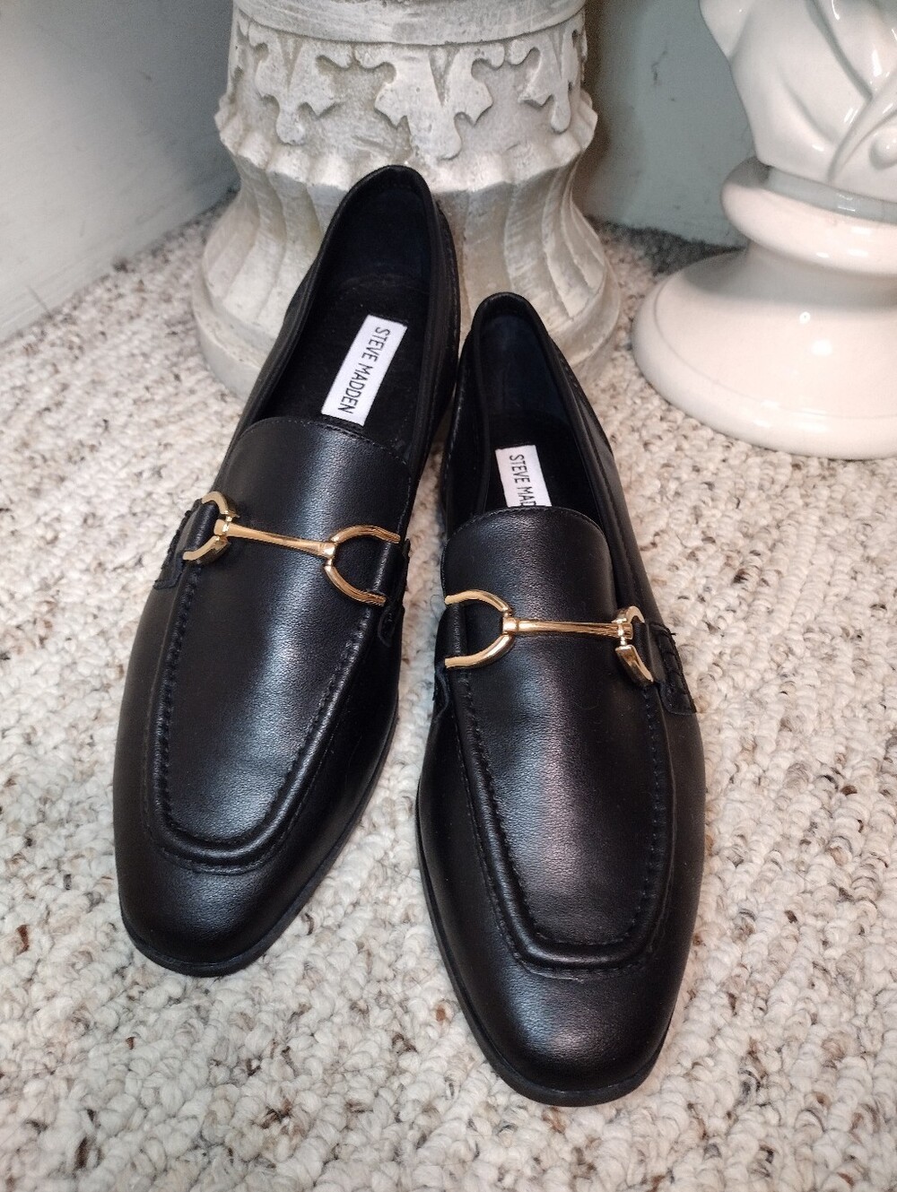 Steve Madden Carrine Women's Classic Black Leather Horsebit Loafers - Picture 2 of 7